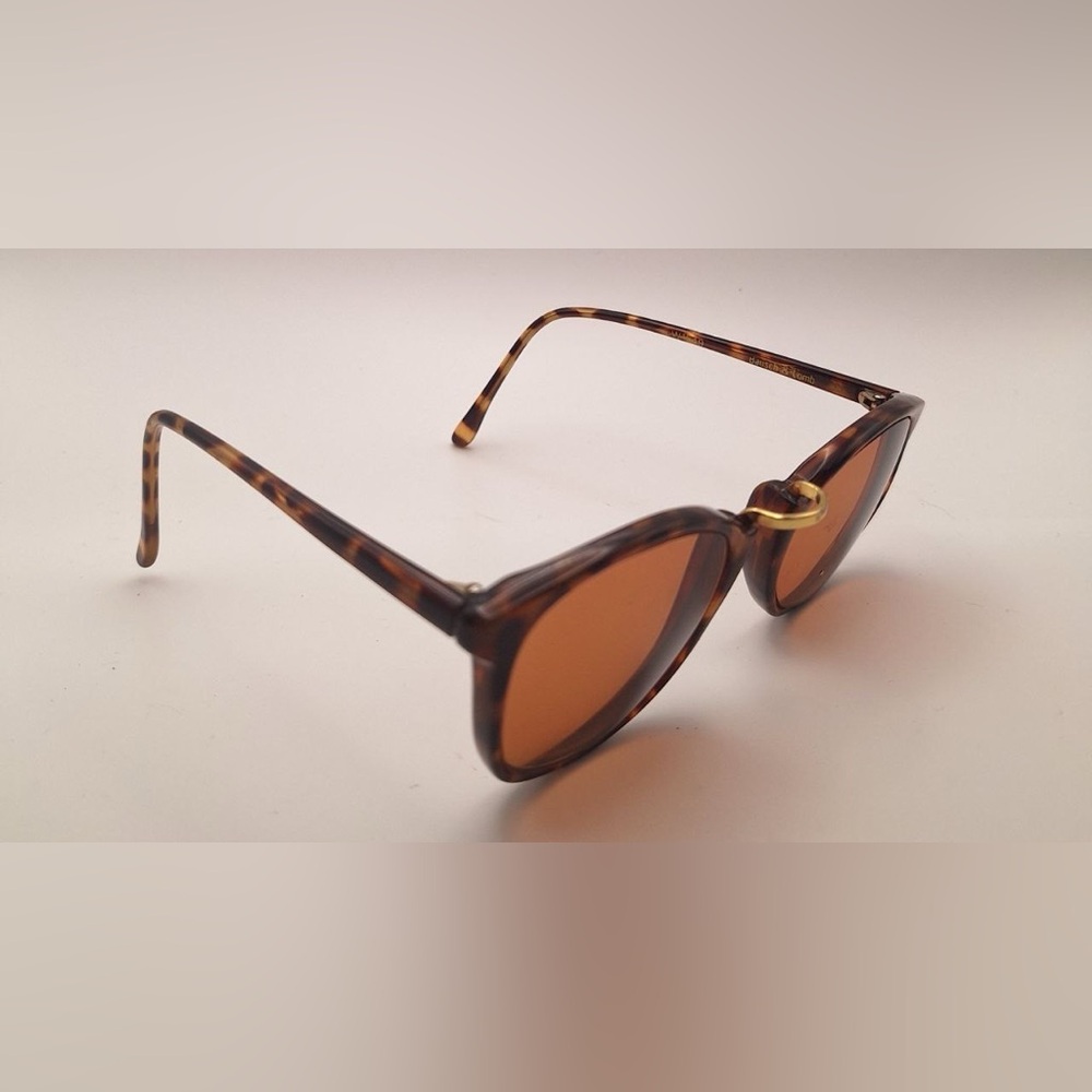 Bausch & Lomb W1549 Tortoise Oval Sunglasses Frames Only